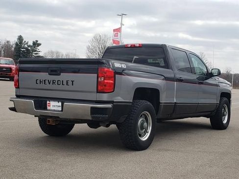 Used 2018 Chevrolet Silverado 1500 LT w/ LT Convenience Package image 5