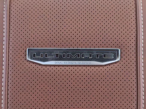 Used 2026 GMC Sierra 3500 Denali Ultimate image 27