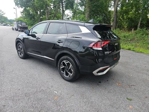 Used 2023 Kia Sportage LX AWD/4WD image 5
