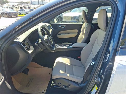New 2026 Volvo XC60 B5 Plus w/ Protection Package Premier AWD/4WD image 9