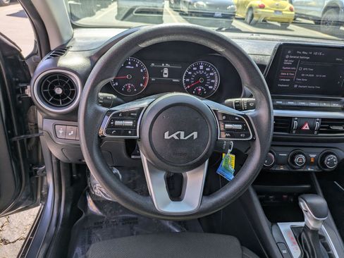 Used 2024 Kia Forte LXS w/ LXS Technology Package FWD image 16