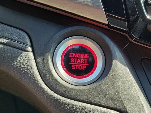 Used 2023 Honda Odyssey Sport image 7