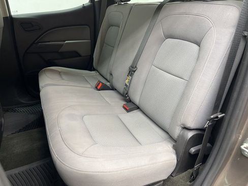 Used 2016 Chevrolet Colorado W/T w/ WT Convenience Package RWD image 7