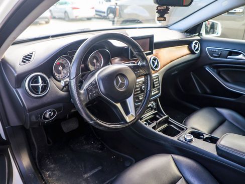 Used 2015 Mercedes-Benz GLA 250 image 3