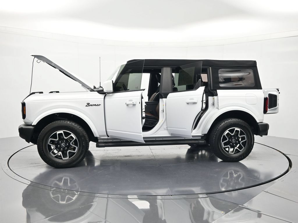 Certified 2024 Ford Bronco Outer Banks AWD/4WD image 47