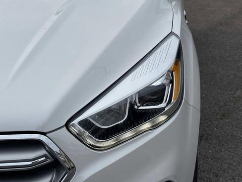 Used 2017 Ford Escape Titanium FWD image 10
