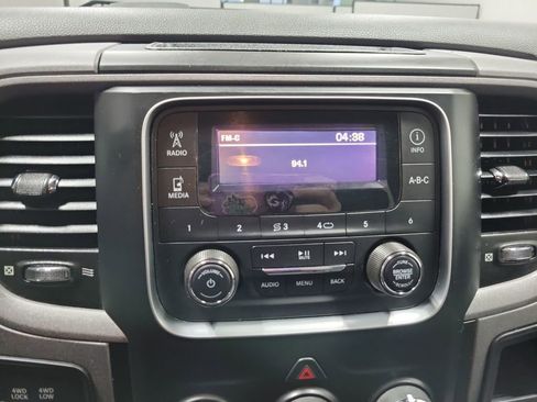 Used 2017 RAM 2500 Tradesman w/ Chrome Appearance Group image 48