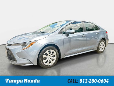 Used 2022 Toyota Corolla LE FWD image 1