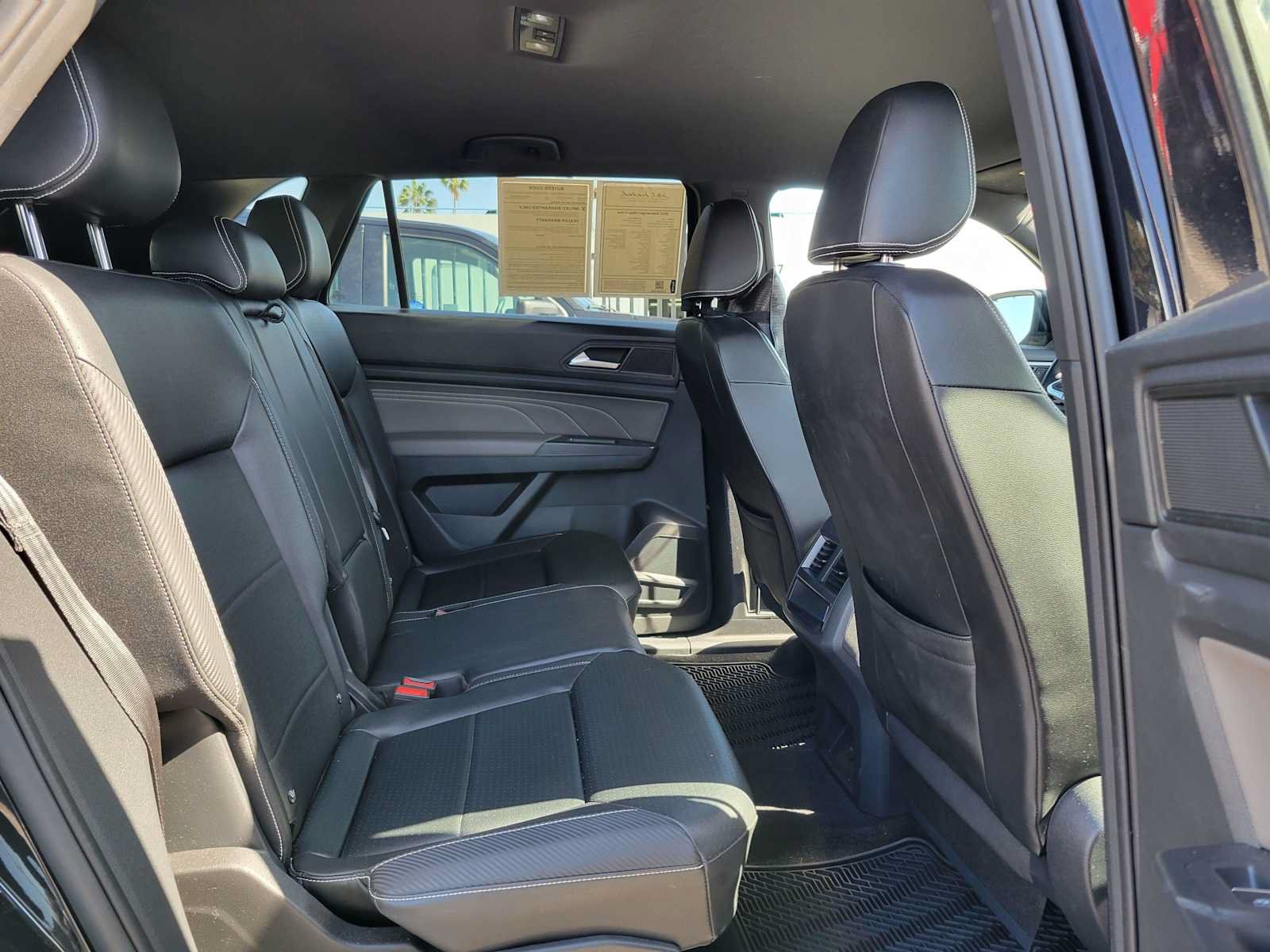 Used 2023 Volkswagen Atlas Cross Sport SE FWD image 12