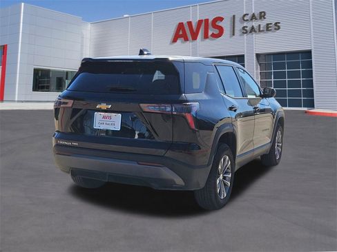 Used 2025 Chevrolet Equinox LT image 6