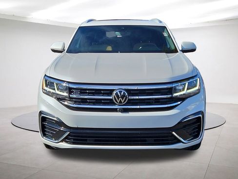 Used 2022 Volkswagen Atlas Cross Sport SEL Premium R-Line image 2