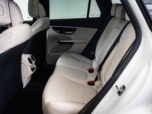 Certified 2026 Mercedes-Benz GLC 300 4MATIC image 33