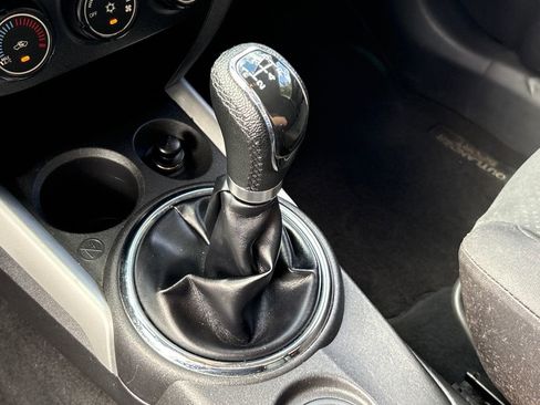 Used 2014 Mitsubishi Outlander Sport ES image 24