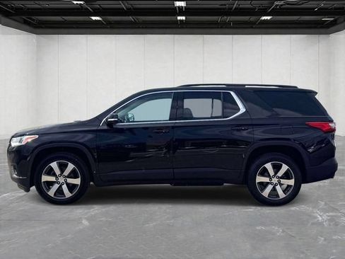 Used 2020 Chevrolet Traverse LT w/ LT Premium Package AWD/4WD image 8