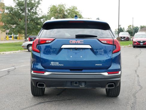 Used 2020 GMC Terrain SLT w/ Preferred Package image 4