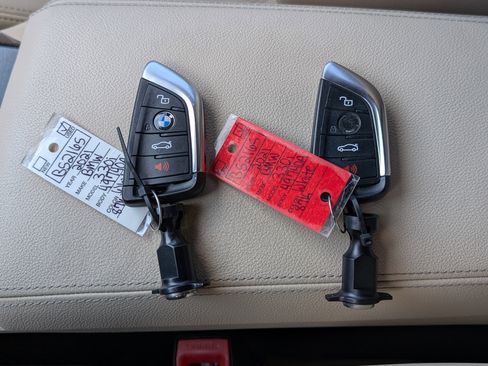 Used 2021 BMW 330i 330i image 38