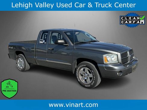 Used 2006 Dodge Dakota SLT AWD/4WD image 1