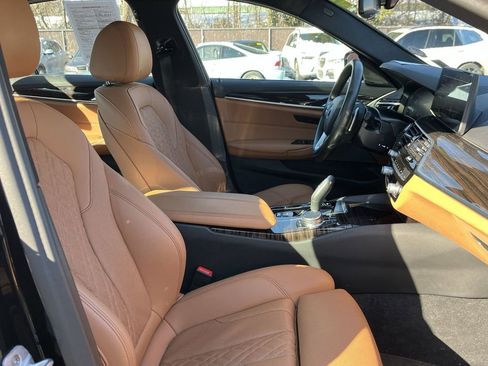 Certified 2023 BMW 540i xDrive w/ Premium Package image 25