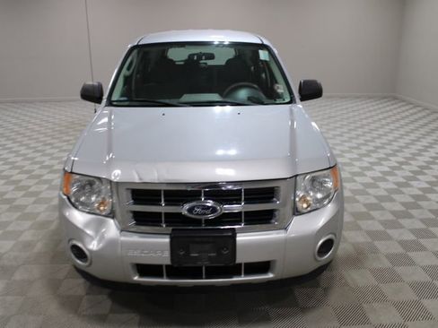 Used 2011 Ford Escape XLS w/ 101A Rapid Spec Order Code image 2