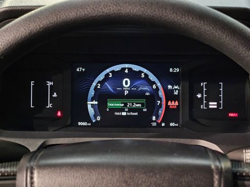 Used 2024 Toyota Tacoma SR image 15