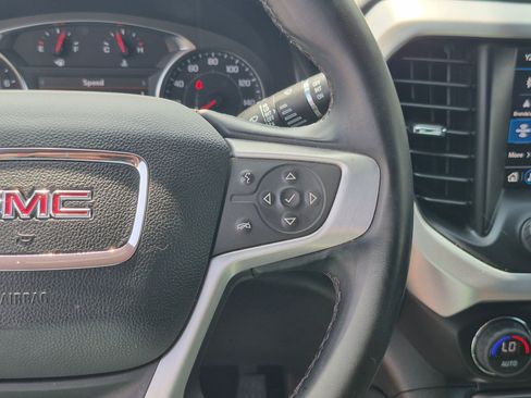 Used 2023 GMC Acadia SLT AWD/4WD image 20