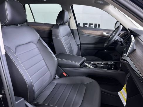 New 2025 Volkswagen Atlas SEL image 26