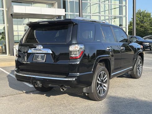 Used 2024 Toyota 4Runner Limited AWD/4WD image 3