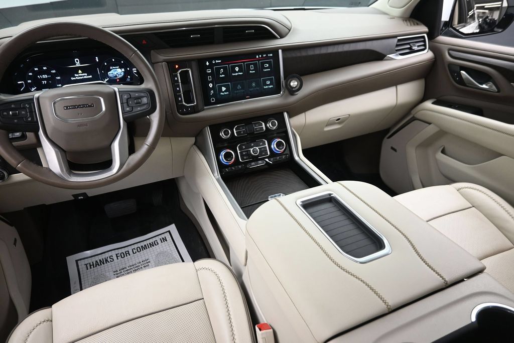 Used 2023 GMC Yukon XL Denali AWD/4WD image 16