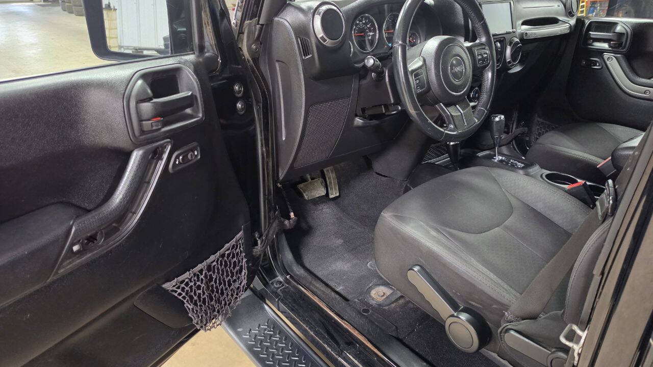 Used 2014 Jeep Wrangler Unlimited Sport w/ Quick Order Package 24S AWD/4WD image 26