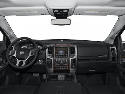 Used 2016 RAM 2500 Laramie w/ Convenience Group image 10