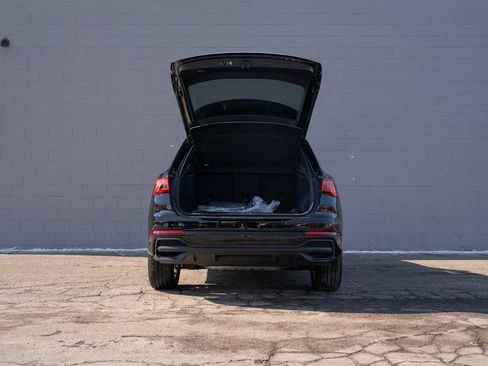 Certified 2025 Audi Q3 2.0T Premium Plus w/ Premium Plus Package AWD/4WD image 14