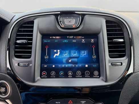Used 2022 Chrysler 300 S RWD image 22