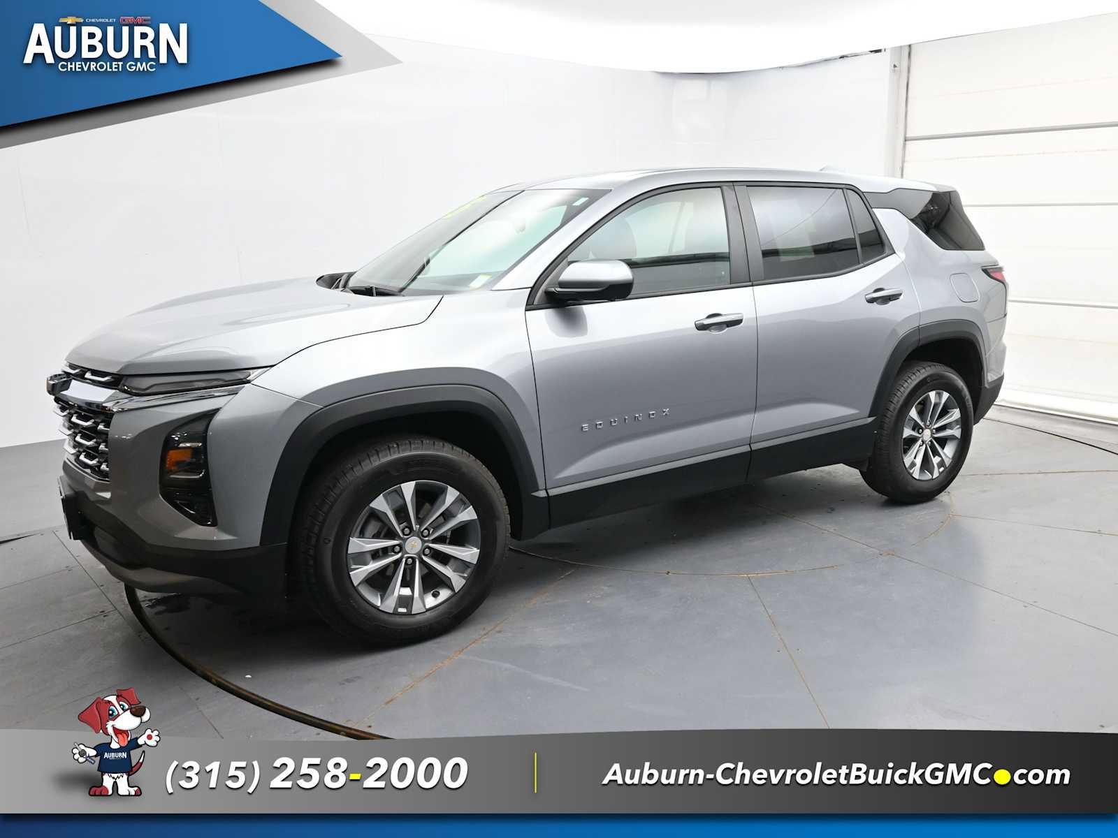 Used 2026 Chevrolet Equinox LT w/ Convenience Package II AWD/4WD image 2