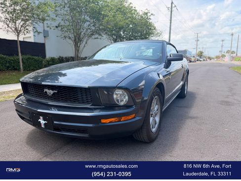 Used 2007 Ford Mustang Premium image 1
