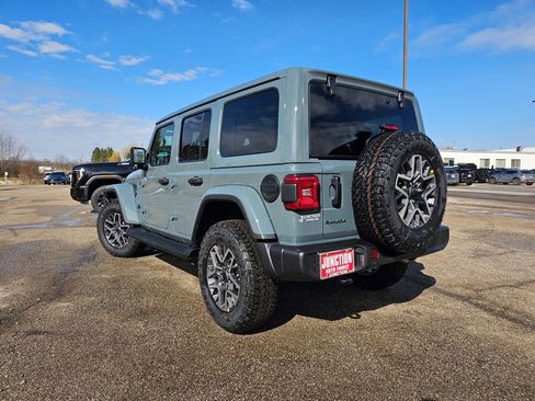 New 2026 Jeep Wrangler Sahara image 5
