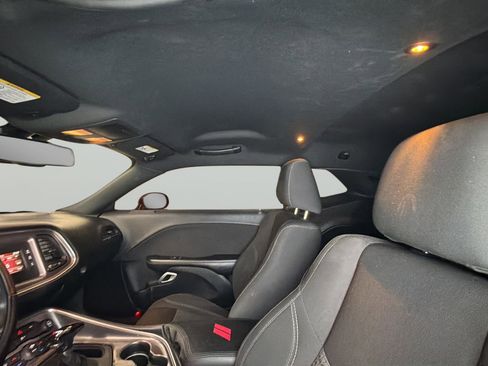 Used 2016 Dodge Challenger SXT w/ Blacktop Package RWD image 32