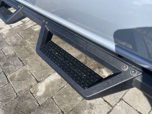 Used 2023 Nissan Frontier PRO-4X w/ Pro-4X Premium Package image 35