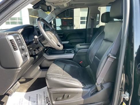 Used 2017 Chevrolet Silverado 1500 LTZ Z71 w/ LTZ Plus Package AWD/4WD image 19