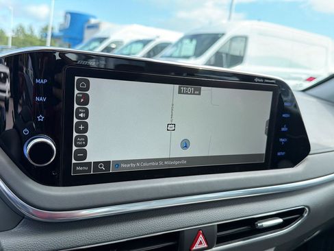 Used 2023 Hyundai Sonata Limited FWD image 25