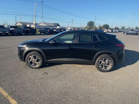 New 2025 Chevrolet Trax LT w/ Driver Confidence Package image 5