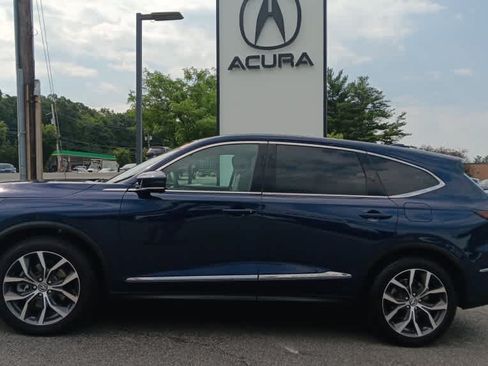 Used 2024 Acura MDX SH-AWD w/ Technology Package image 2