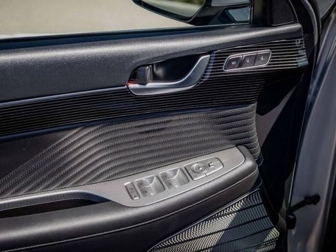 Used 2023 Hyundai Palisade Calligraphy w/ Cargo Package image 18