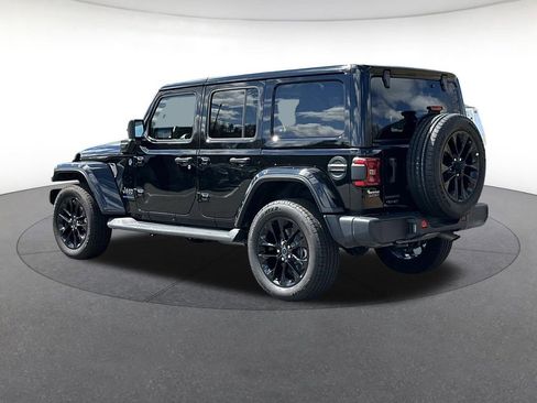 Certified 2025 Jeep Wrangler Unlimited Sahara image 3
