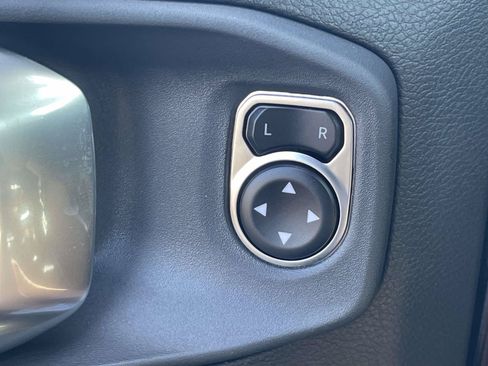 Used 2026 Jeep Wrangler Unlimited Sport AWD/4WD image 24