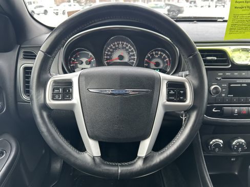 Used 2013 Chrysler 200 Touring image 13