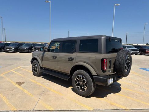 New 2026 Ford Bronco Outer Banks AWD/4WD image 5