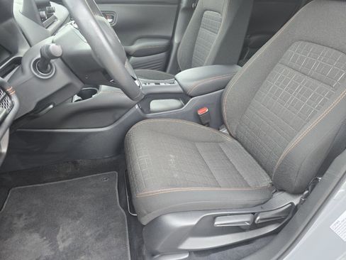 Used 2025 Honda HR-V Sport image 21
