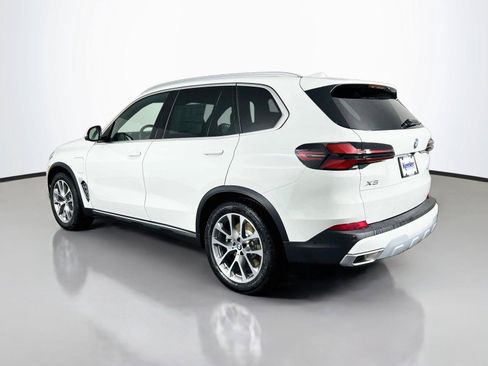 New 2026 BMW X5 xDrive50e w/ Parking Assistance Package AWD/4WD image 4