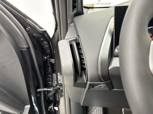 New 2026 BMW X3 M50 w/ Premium Package image 31