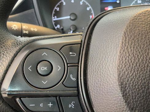 Used 2024 Toyota Corolla LE FWD image 16